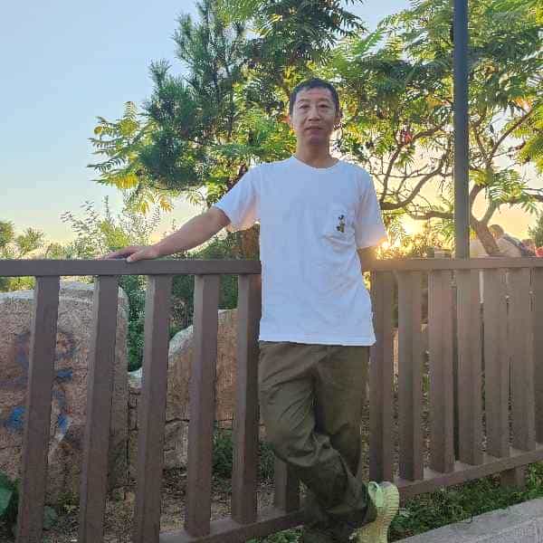 47岁岁辽宁单身帅哥 - 新余吉缘网